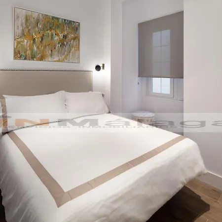 Inmalaga Hills Downtown *